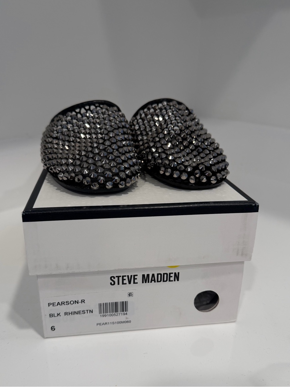 Steve Madden PEARSON-R Black Mesh Rhinestone Mules NWB Size 6